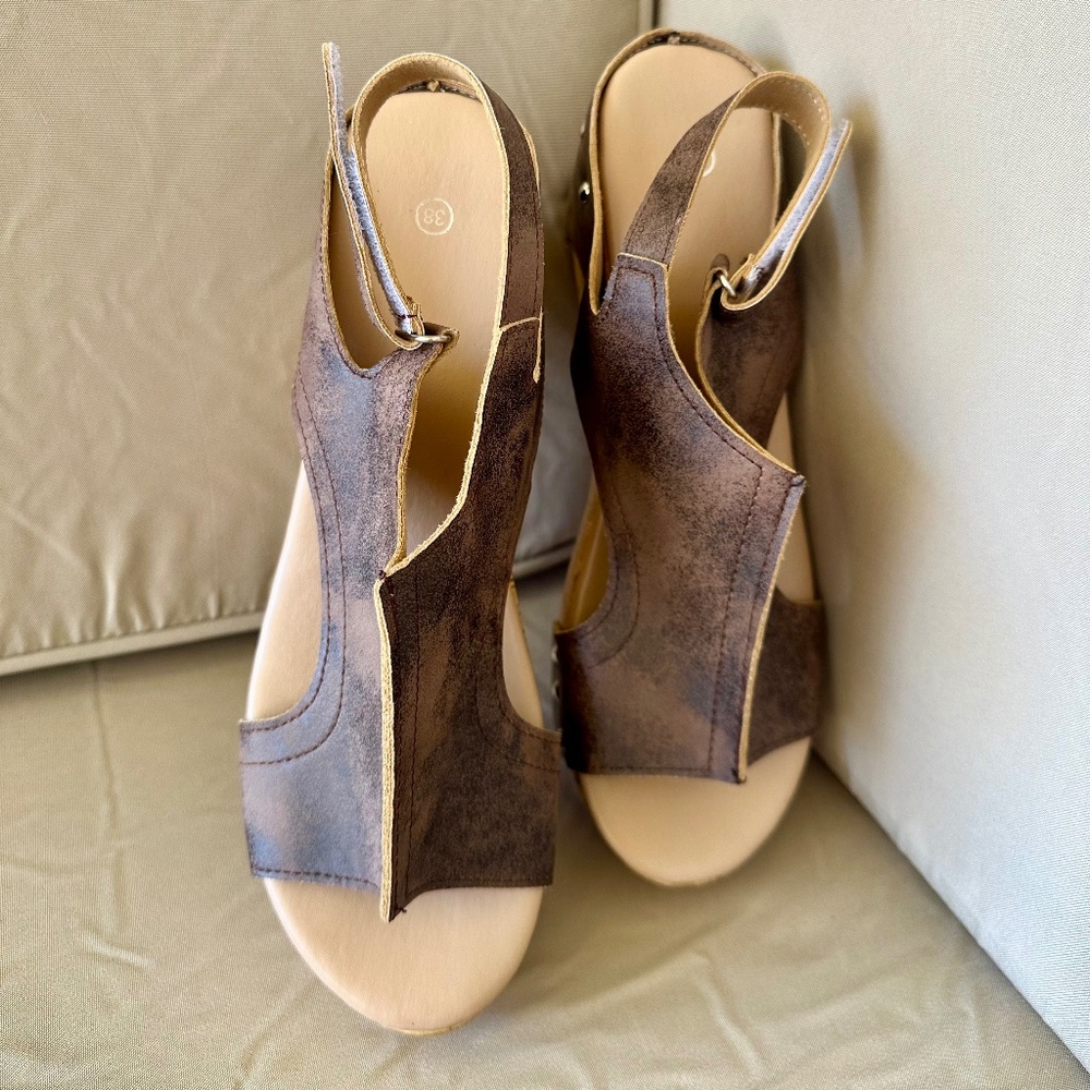 BBPM Platform Cork Wedge Beach Sandals, Size 7.5, NWOT - Picture 6 of 10